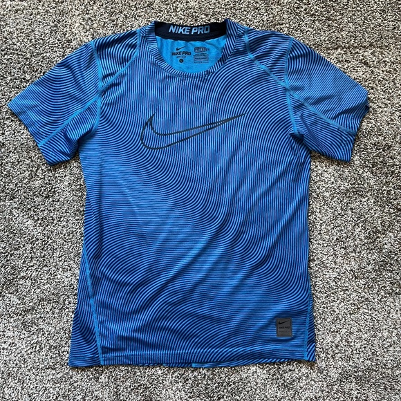 Nike Pro Dri Fit Youth Boy's Large Blue Short Sleeved Shirt - Picture 1 of 9